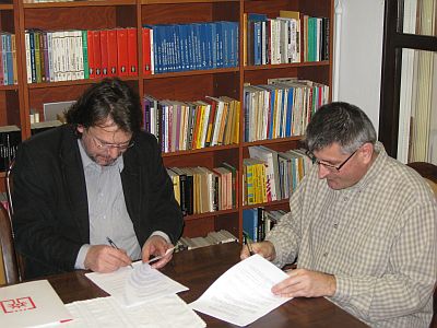 potpisivanje ugovora pecuh 2012